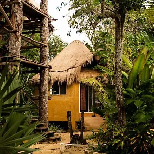 Aldea Tucanes Bed & Breakfast